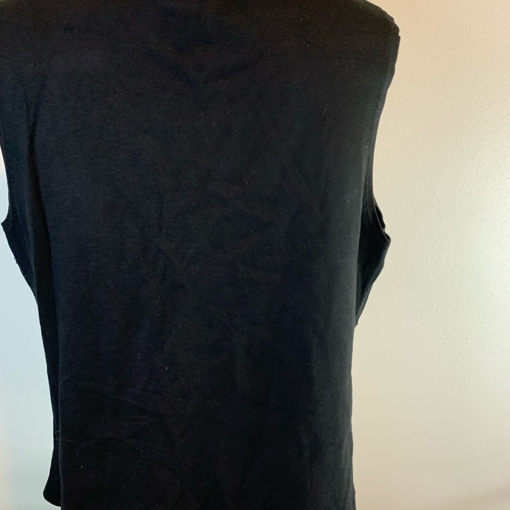 AUGUST SILK. Black Sleeveless Top. Size XL - Picture 2 of 5